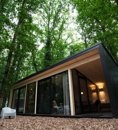 Bij **Buitenplaats Petersburg**